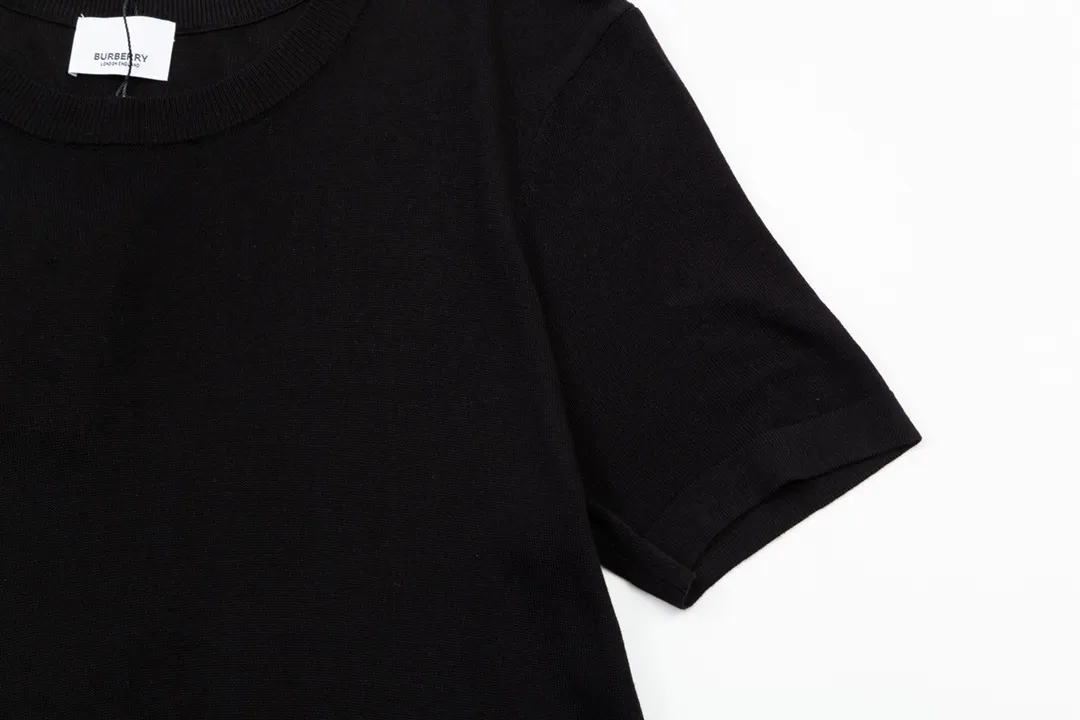 BURBERRY 。Classic T ， ， ， ， ❗️❗️ ， ！ ， ！ :Black Size:M L XL XXL